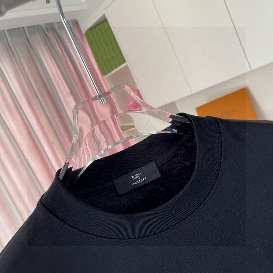LuxluxHouse Best Quality Clothes T-shirt Arcteryx