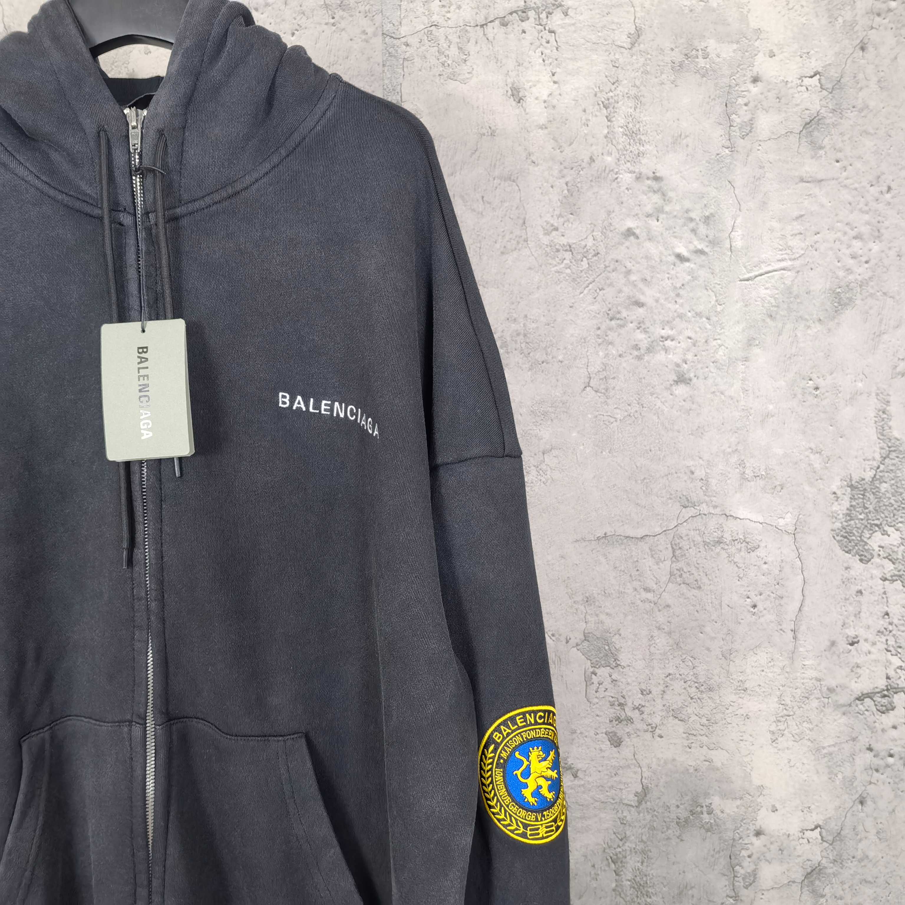 LuxluxHouse Best Quality Clothes Balenciaga Coats & Jackets