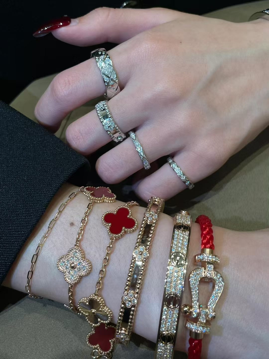 LuxluxHouse Best Quality Accessories