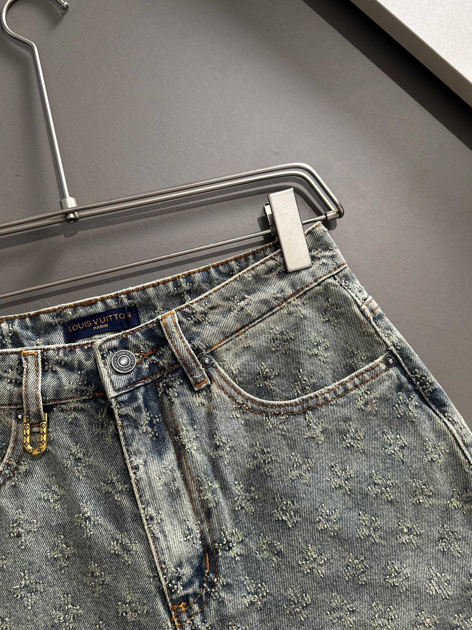 LuxluxHouse Best Quality Clothes Pants Louis Vuitton