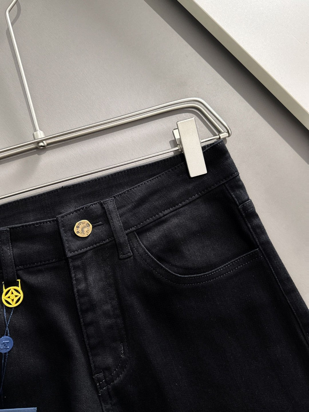 LuxluxHouse Best Quality Clothes Pants Louis Vuitton