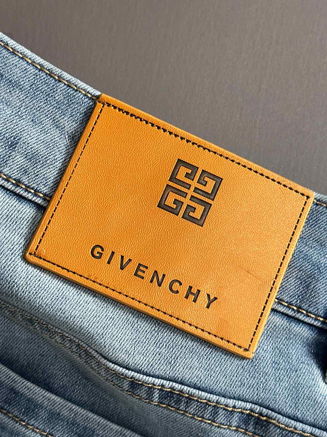 LuxluxHouse Best Quality Clothes Givenchy Pants