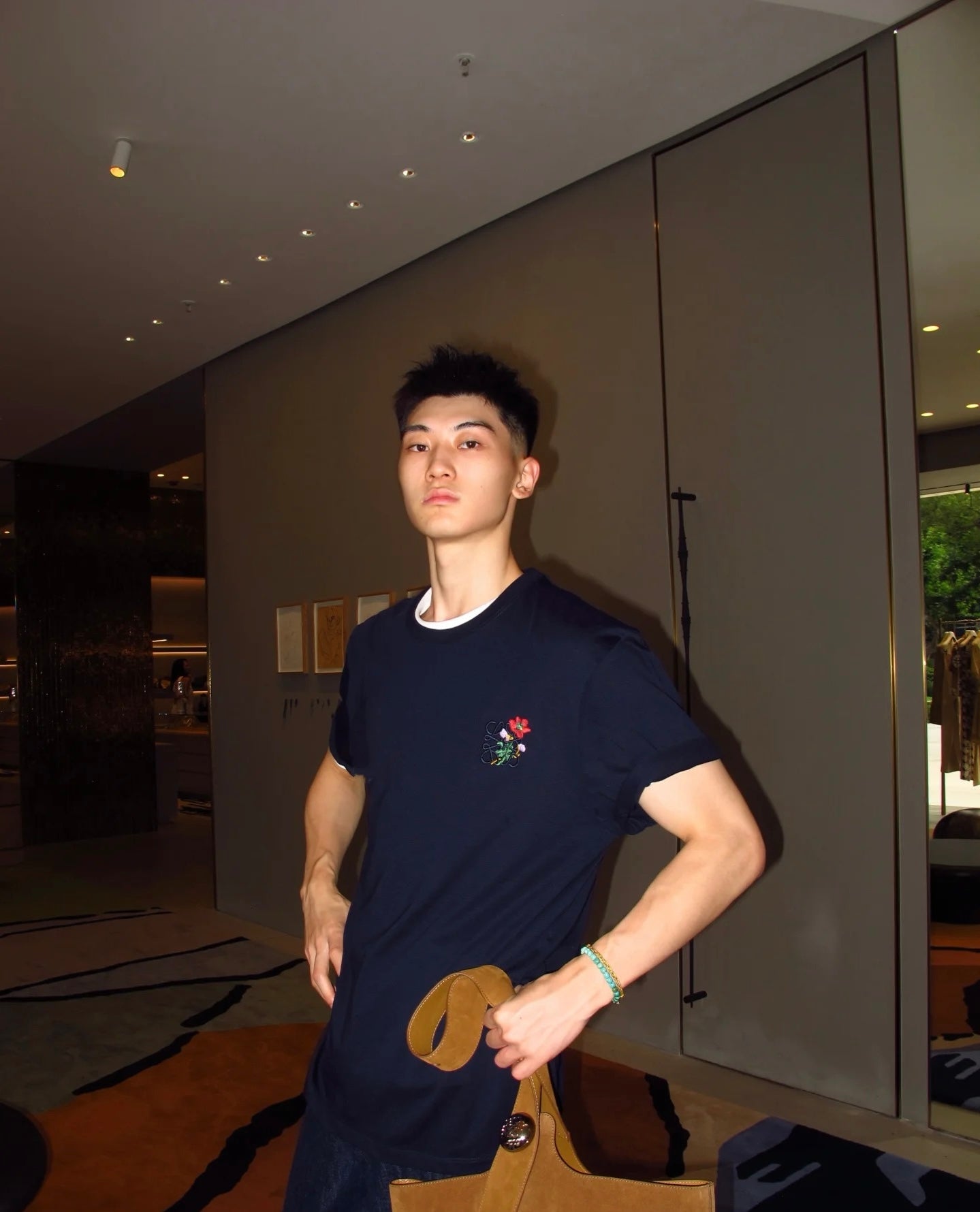 LuxluxHouse Best Quality Clothes T-shirt Loewe