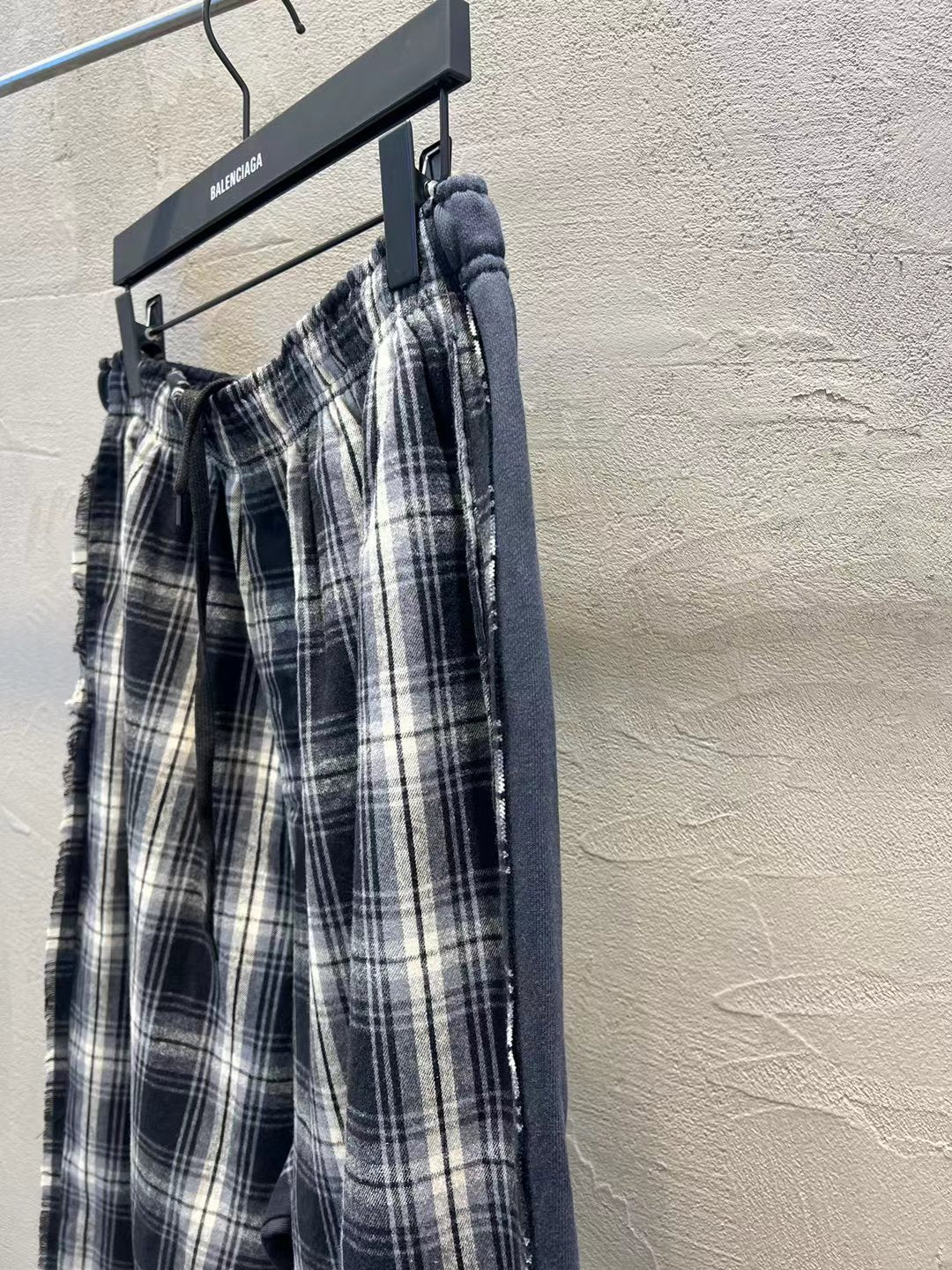 LuxluxHouse Best Quality Clothes Balenciaga Pants