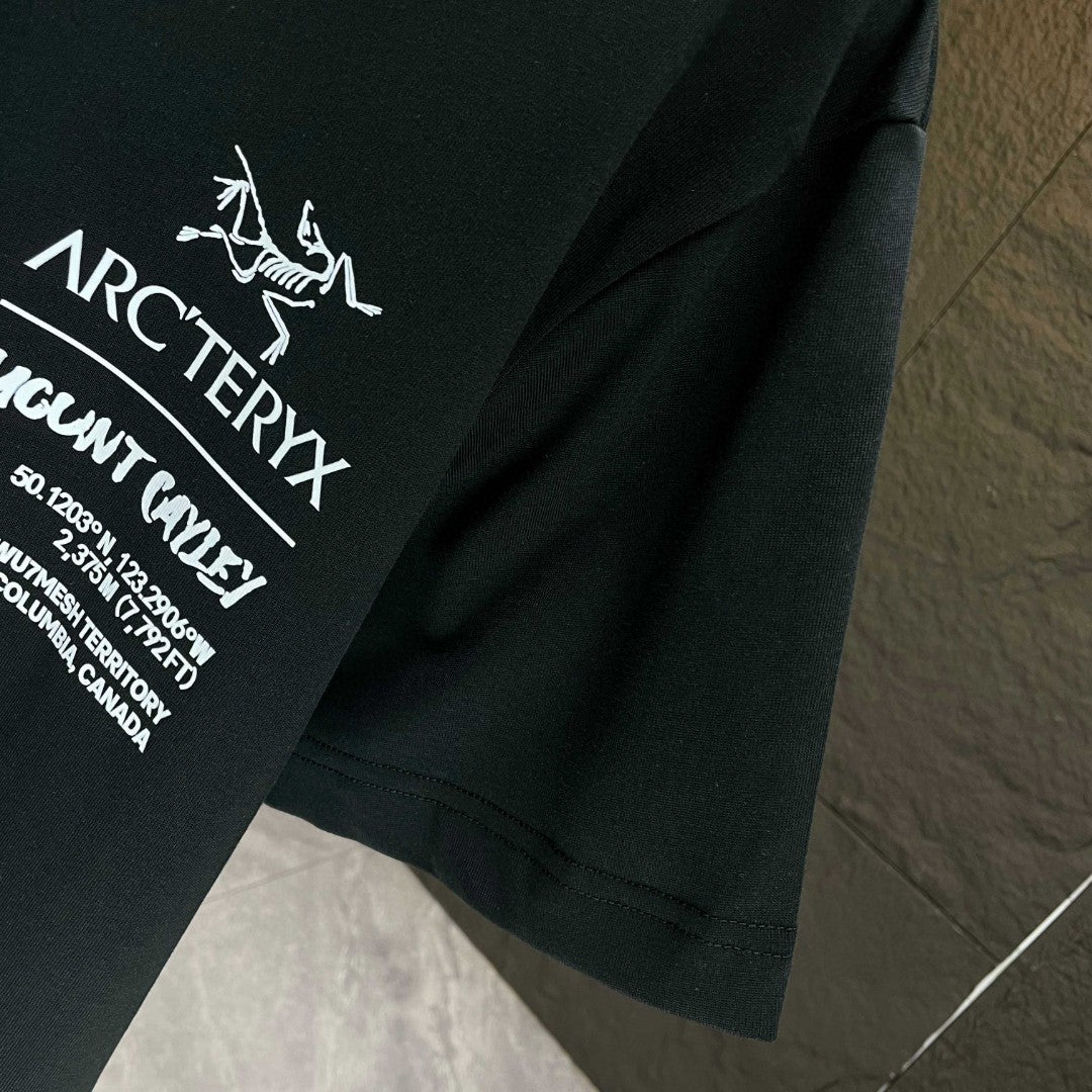 LuxluxHouse Best Quality Clothes T-shirt Arcteryx