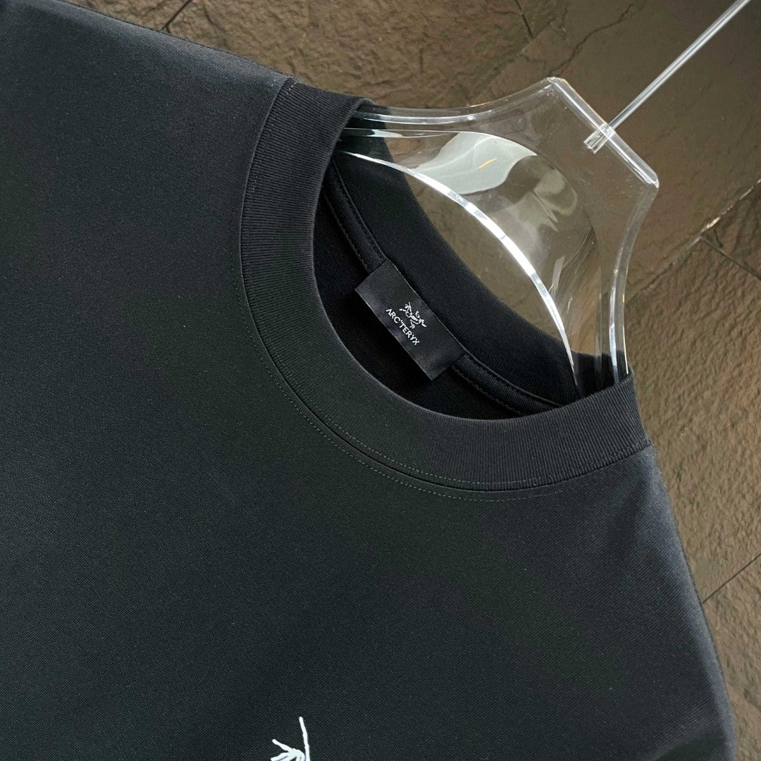 LuxluxHouse Best Quality Clothes T-shirt Arcteryx