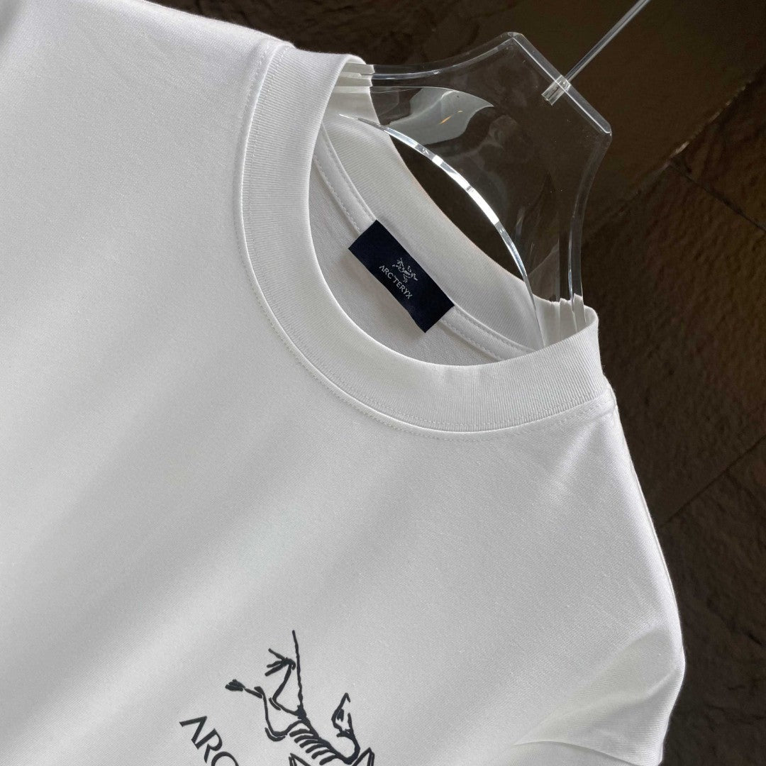 LuxluxHouse Best Quality Clothes T-shirt Arcteryx