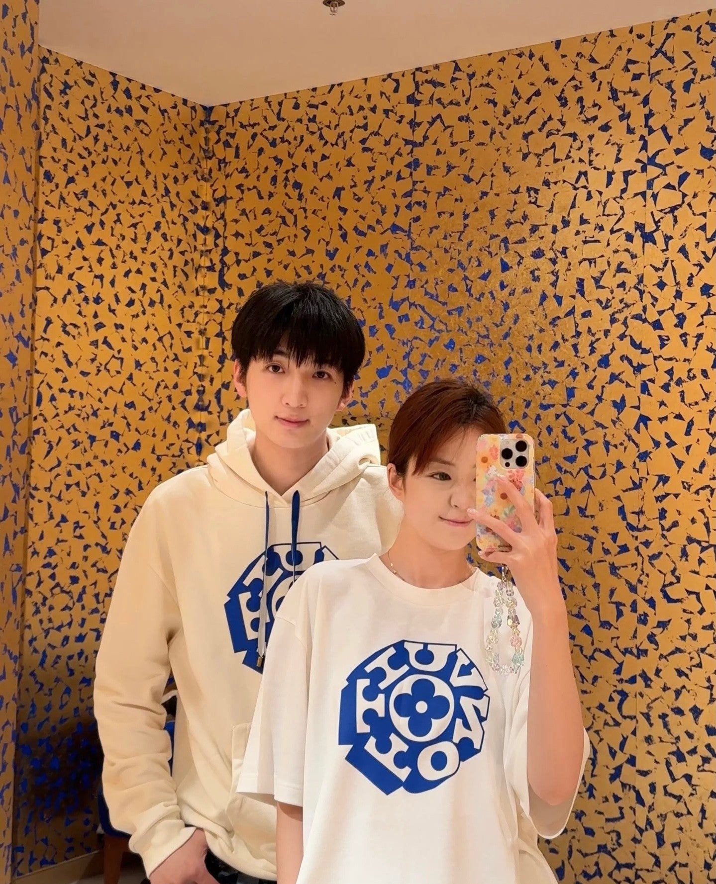 LuxluxHouse Best Quality Clothes T-shirt Louis Vuitton