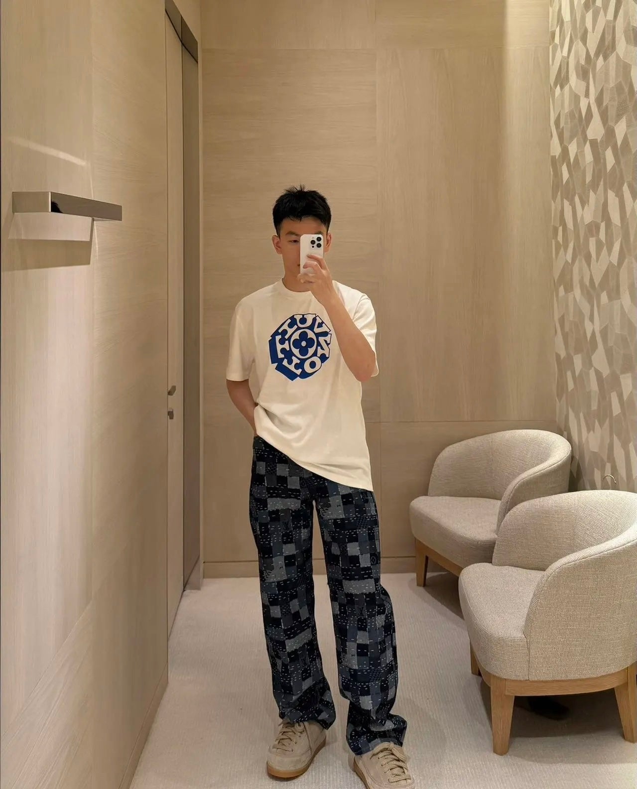 LuxluxHouse Best Quality Clothes T-shirt Louis Vuitton