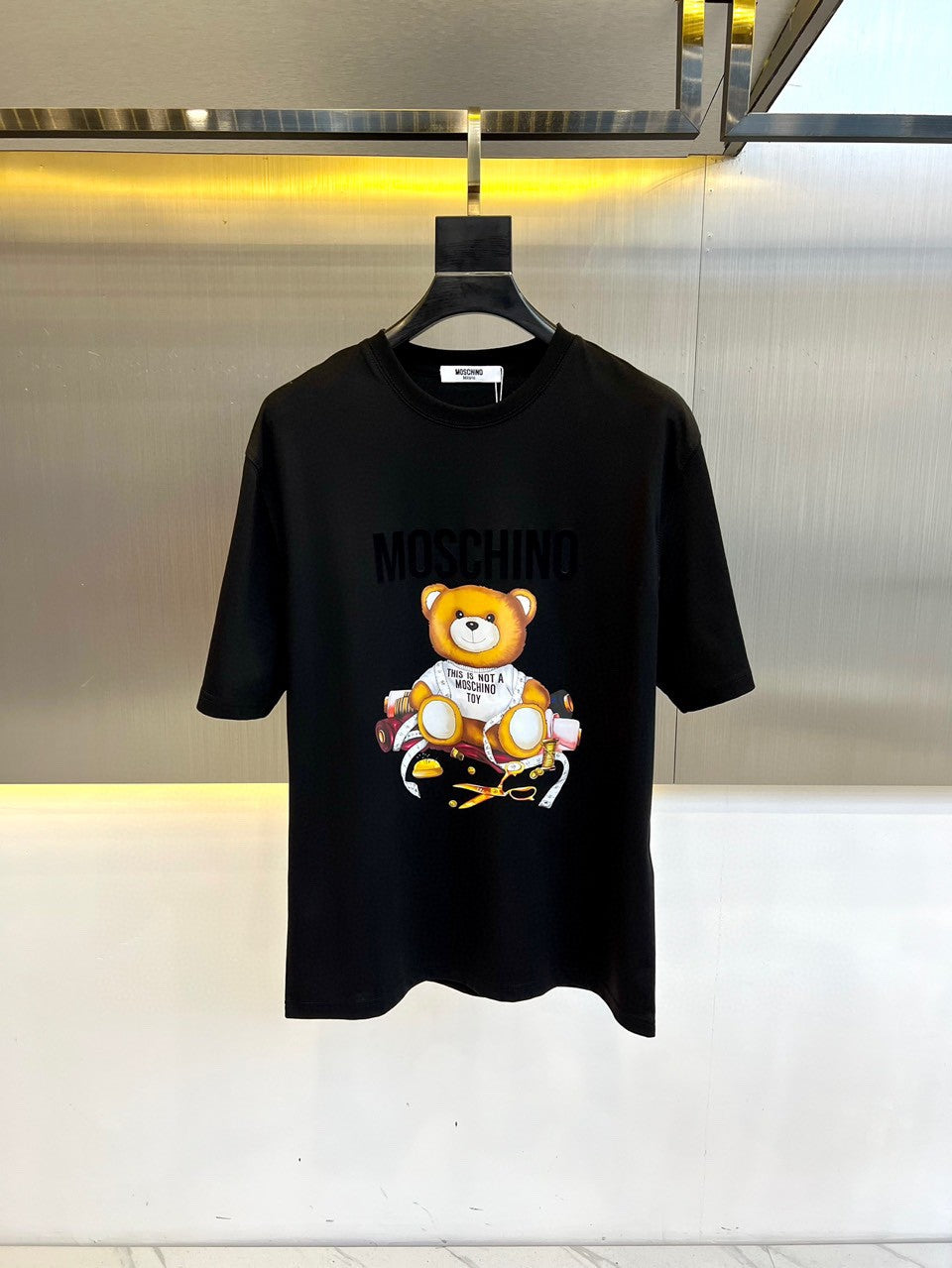 LuxluxHouse Best Quality Clothes T-shirt Moschino