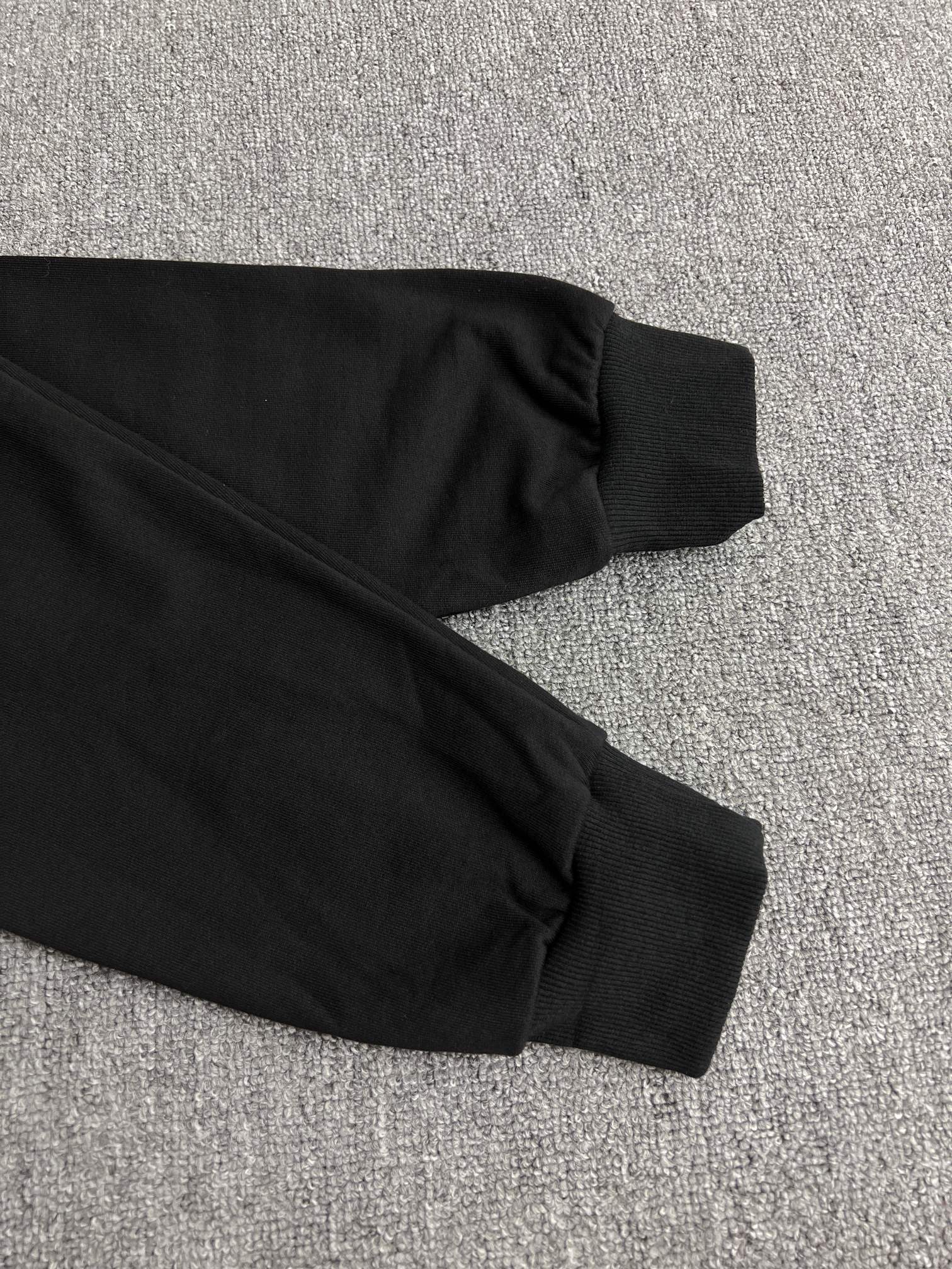 LuxluxHouse Best Quality Clothes Fendi Hoodie & Sweater