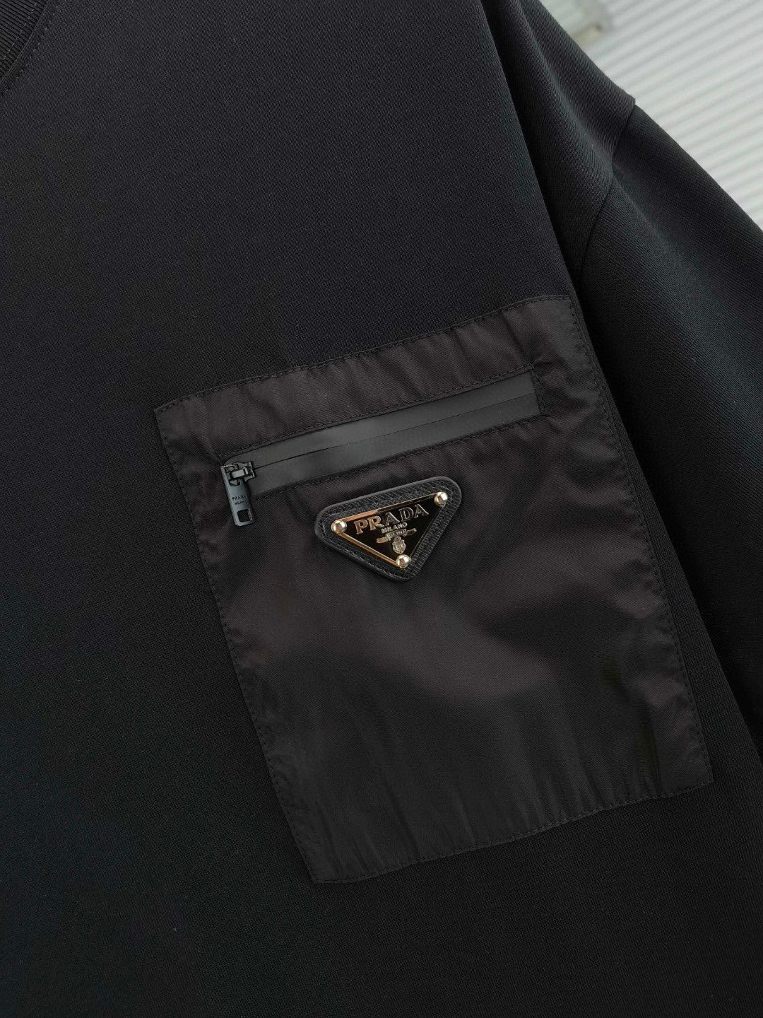 LuxluxHouse Best Quality Clothes T-shirt Prada