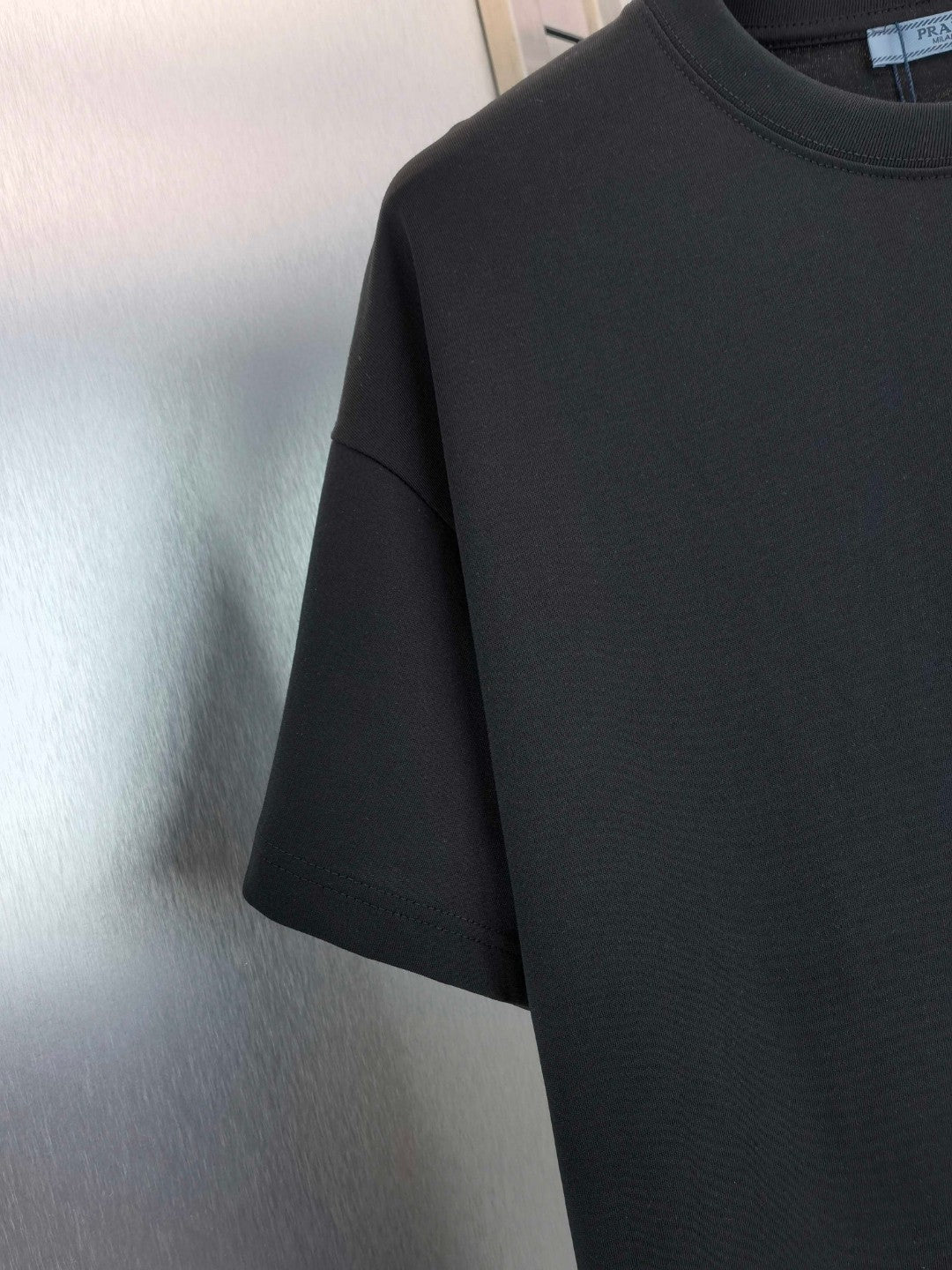 LuxluxHouse Best Quality Clothes T-shirt Prada