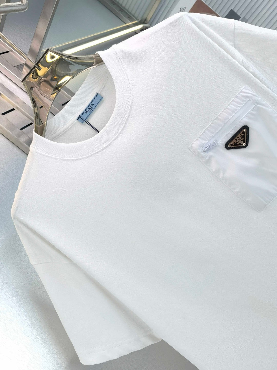 LuxluxHouse Best Quality Clothes T-shirt Prada