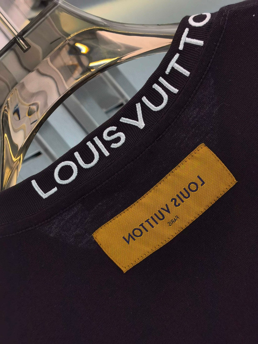 LuxluxHouse Best Quality Clothes T-shirt Louis Vuitton