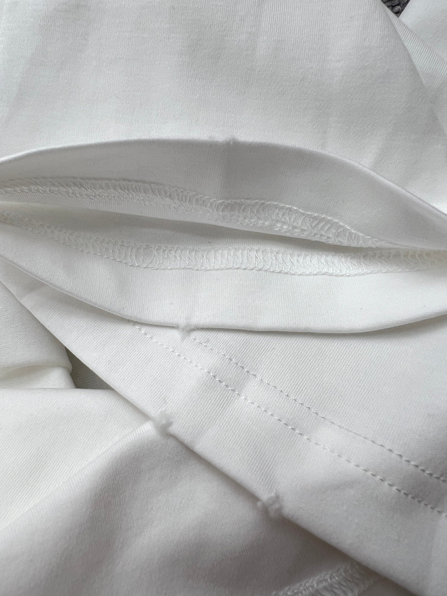 LuxluxHouse Best Quality Clothes T-shirt Prada