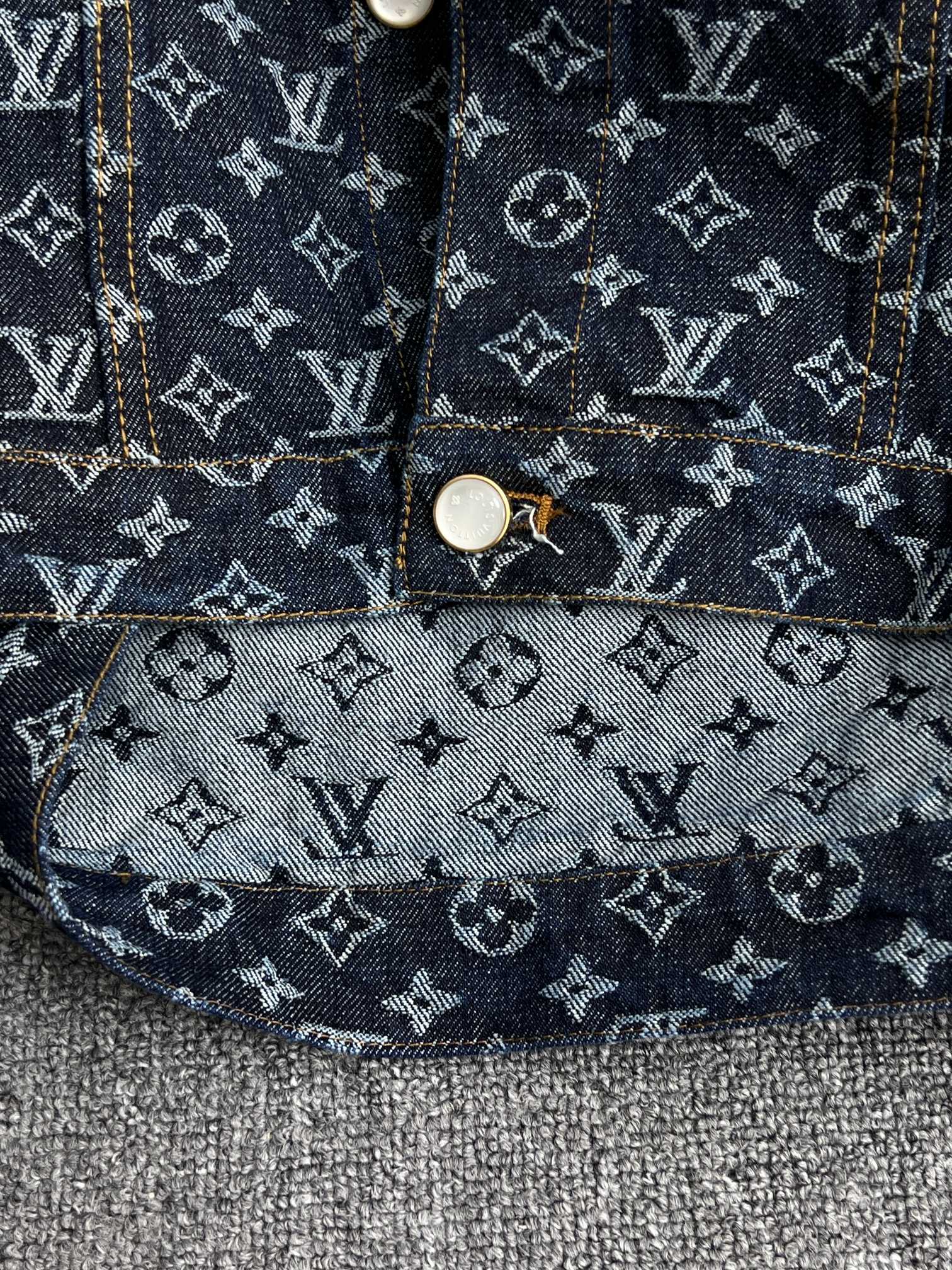 LuxluxHouse Best Quality Clothes Coats & Jackets Louis Vuitton