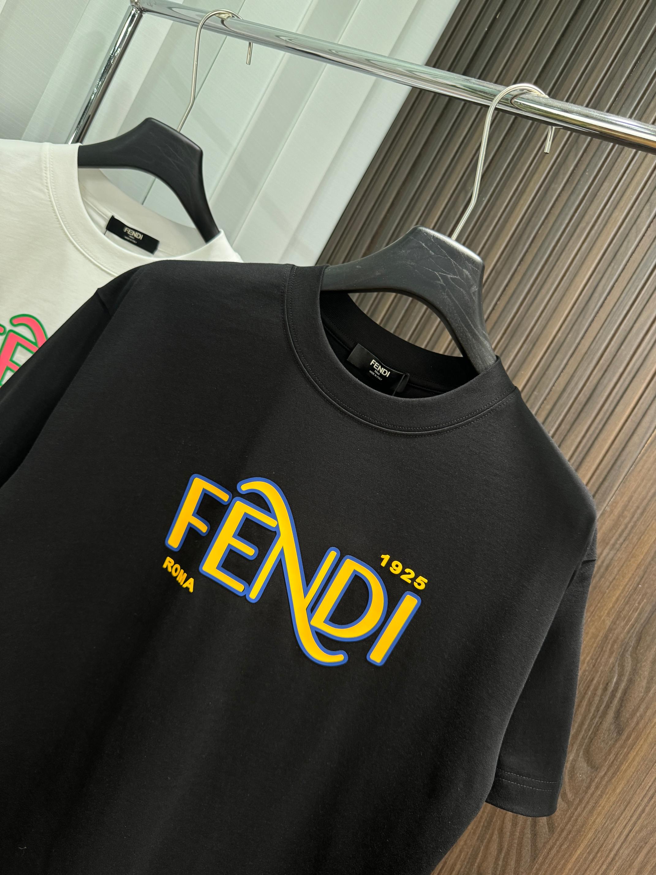 LuxluxHouse Best Quality Clothes Fendi T-shirt