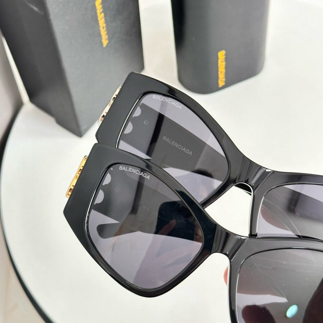 LuxluxHouse Best Quality Glasses Balenciaga