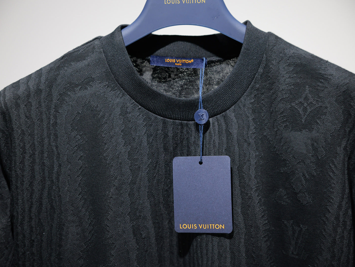 LuxluxHouse Best Quality Clothes T-shirt Louis Vuitton