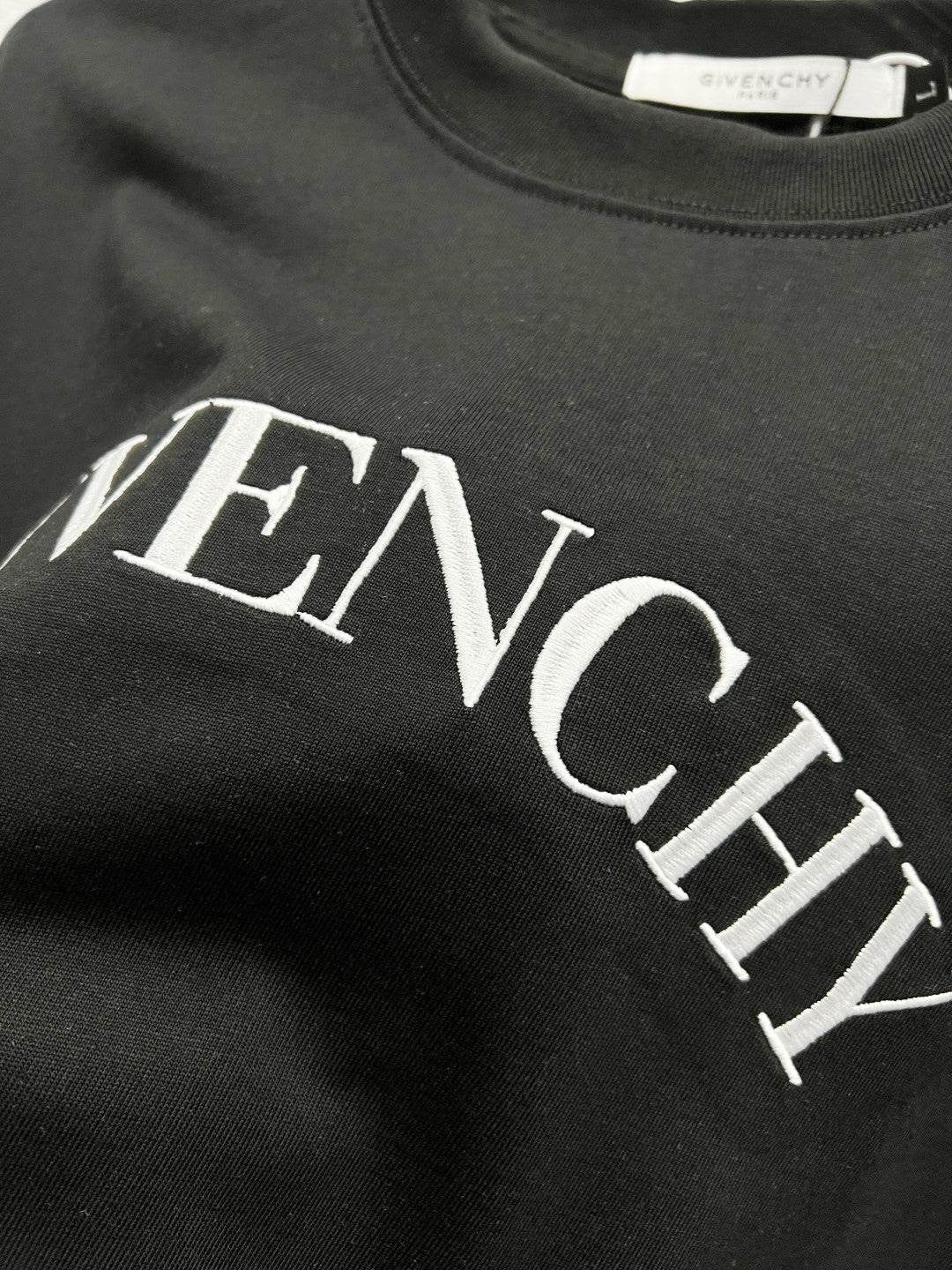 LuxluxHouse Best Quality Clothes Givenchy T-shirt