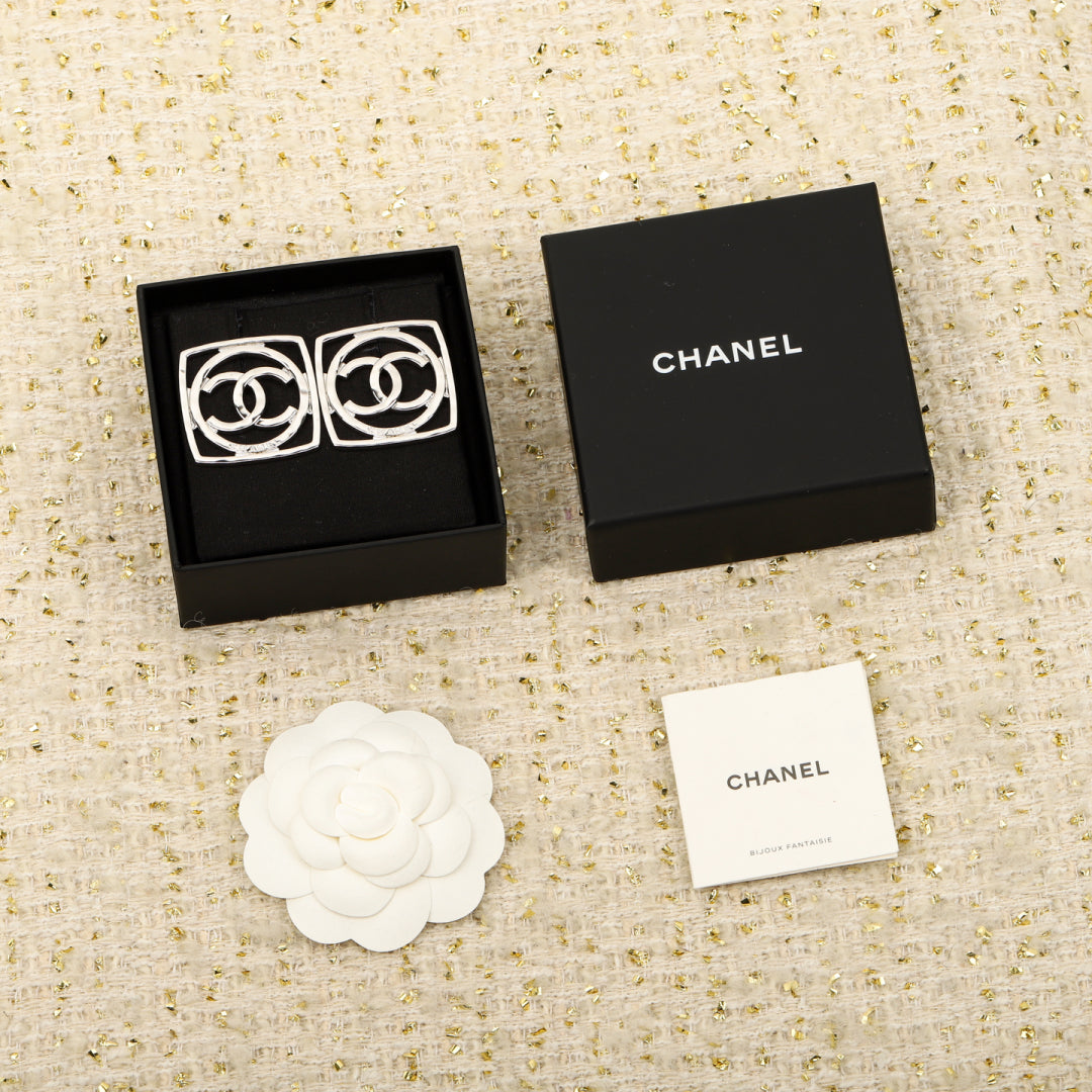 LuxluxHouse Best Quality Accessories Chanel