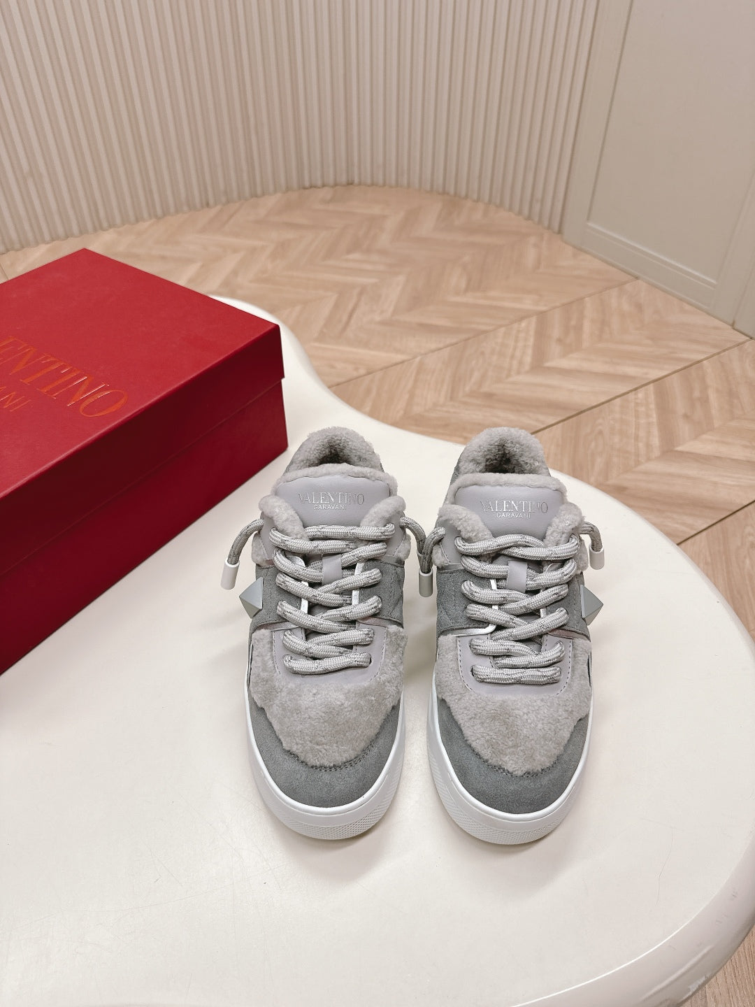 LuxluxHouse Best Quality Valentino Women Shoes