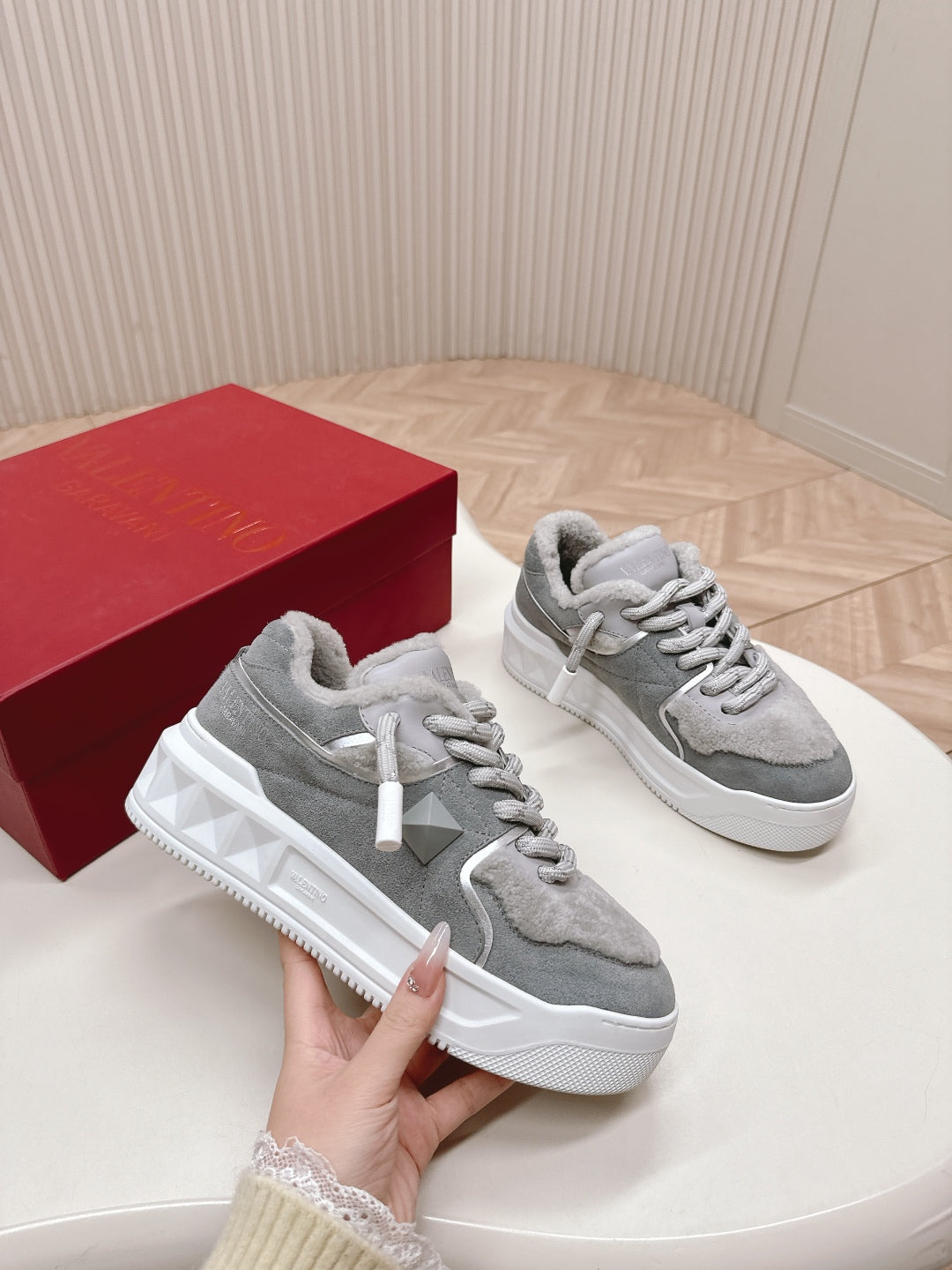 LuxluxHouse Best Quality Valentino Women Shoes
