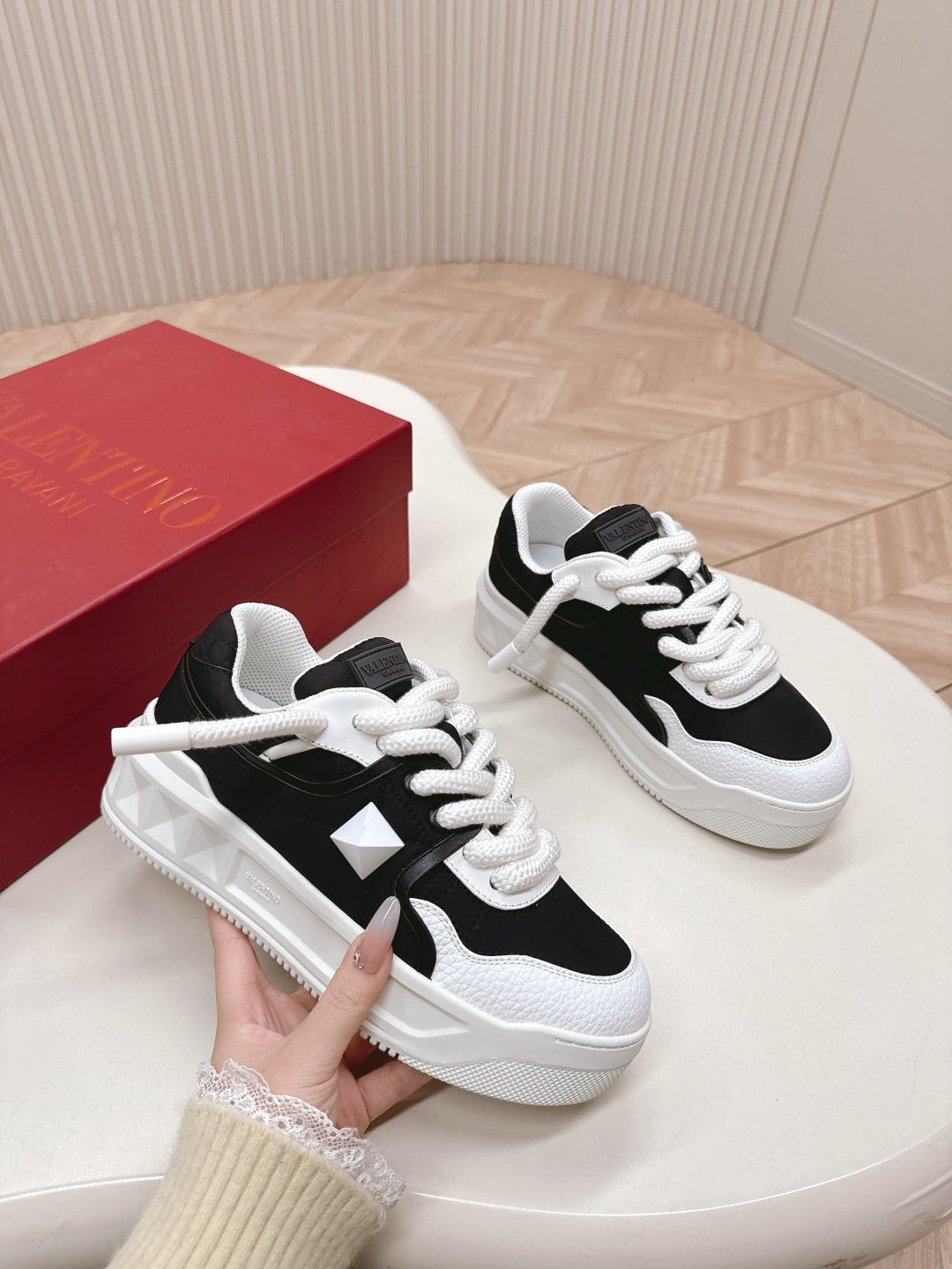 LuxluxHouse Best Quality Valentino Women Shoes