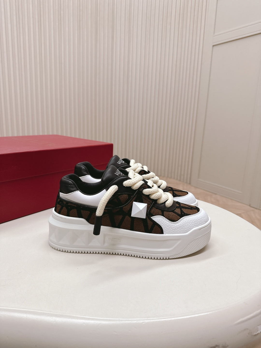 LuxluxHouse Best Quality Valentino Women Shoes