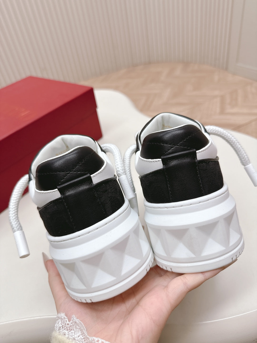 LuxluxHouse Best Quality Valentino Women Shoes