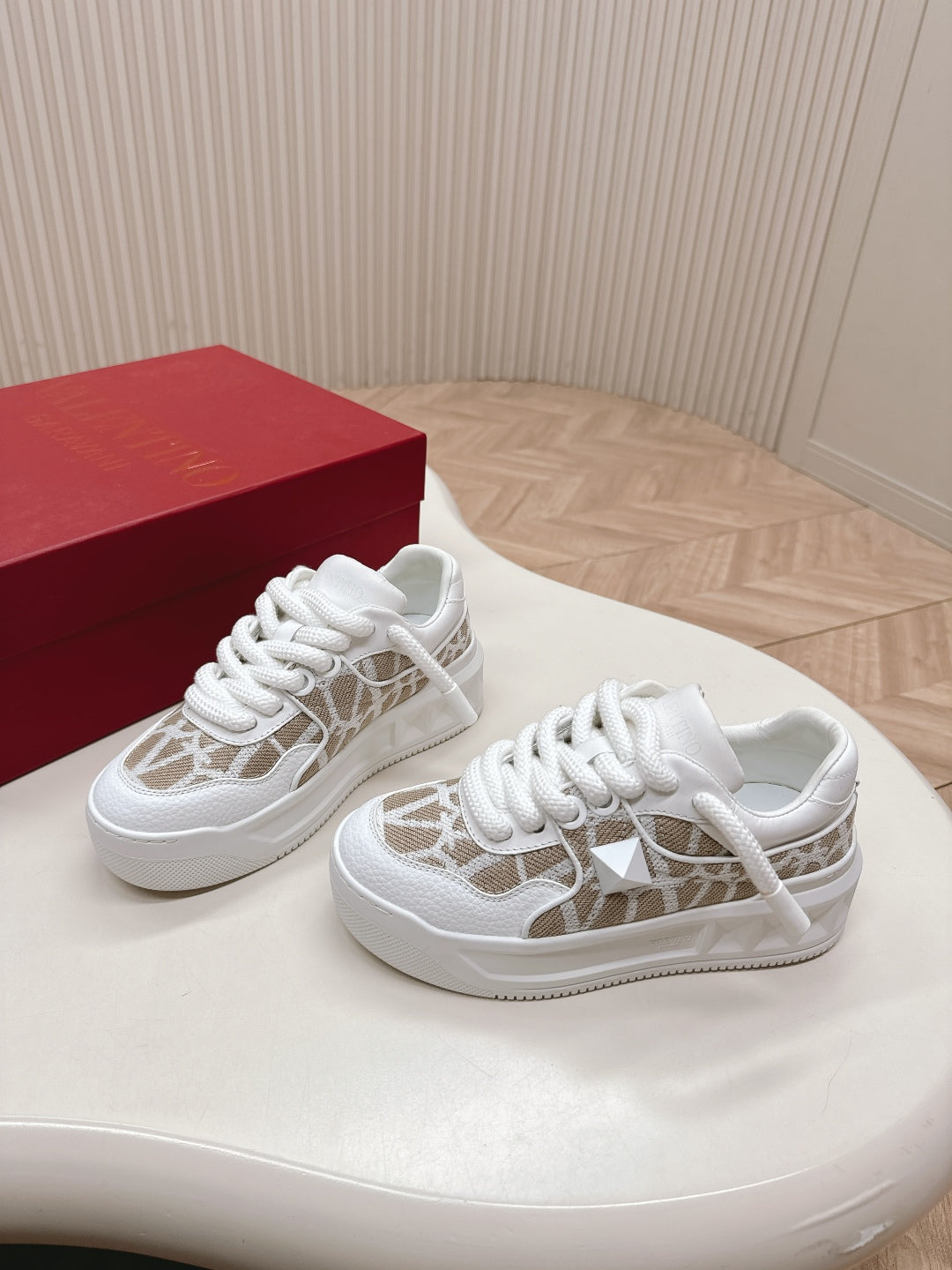 LuxluxHouse Best Quality Valentino Women Shoes