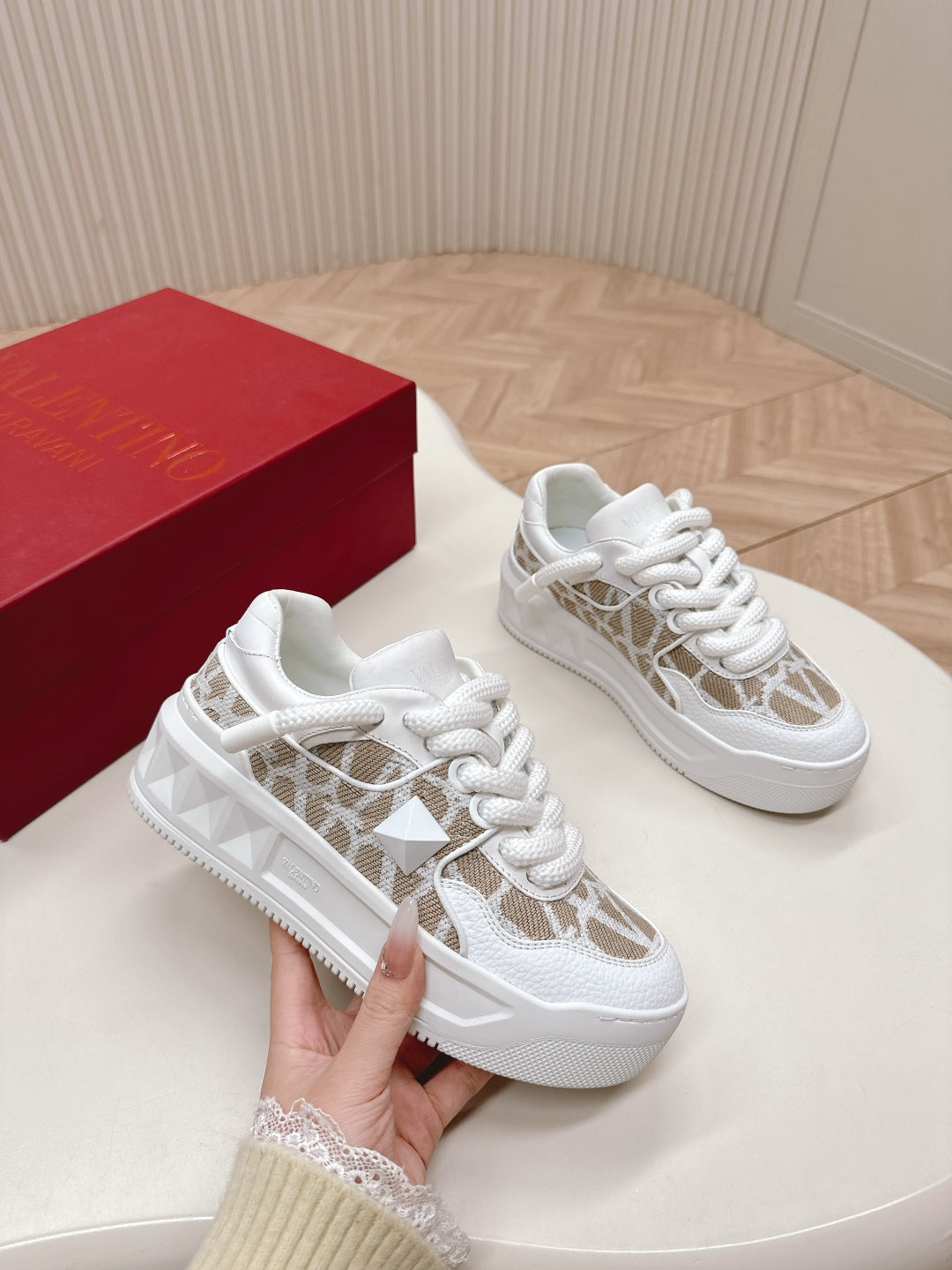 LuxluxHouse Best Quality Valentino Women Shoes