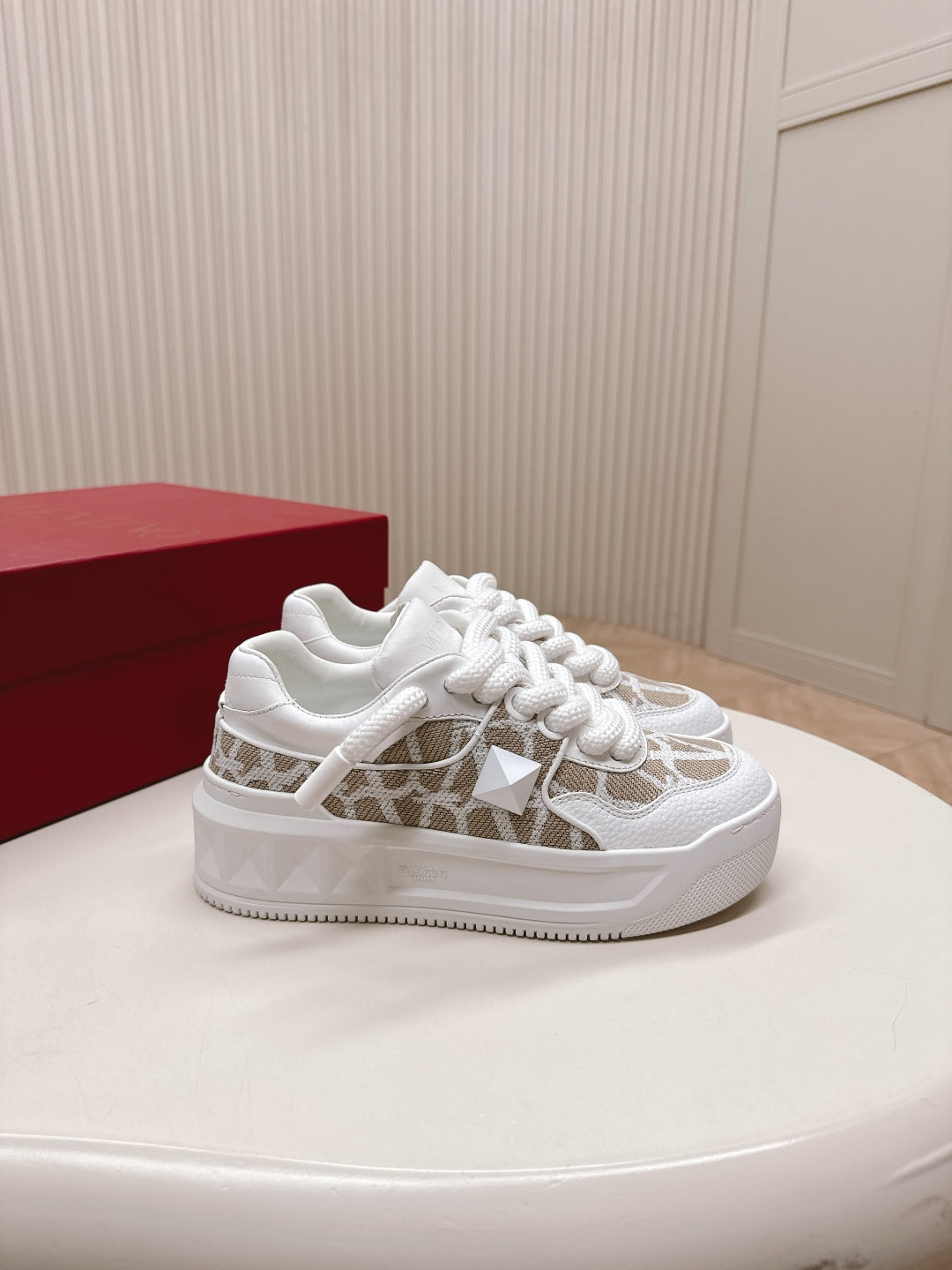 LuxluxHouse Best Quality Valentino Women Shoes