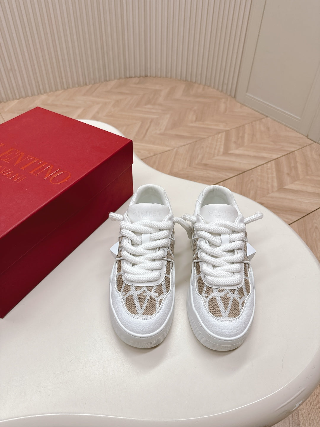 LuxluxHouse Best Quality Valentino Women Shoes