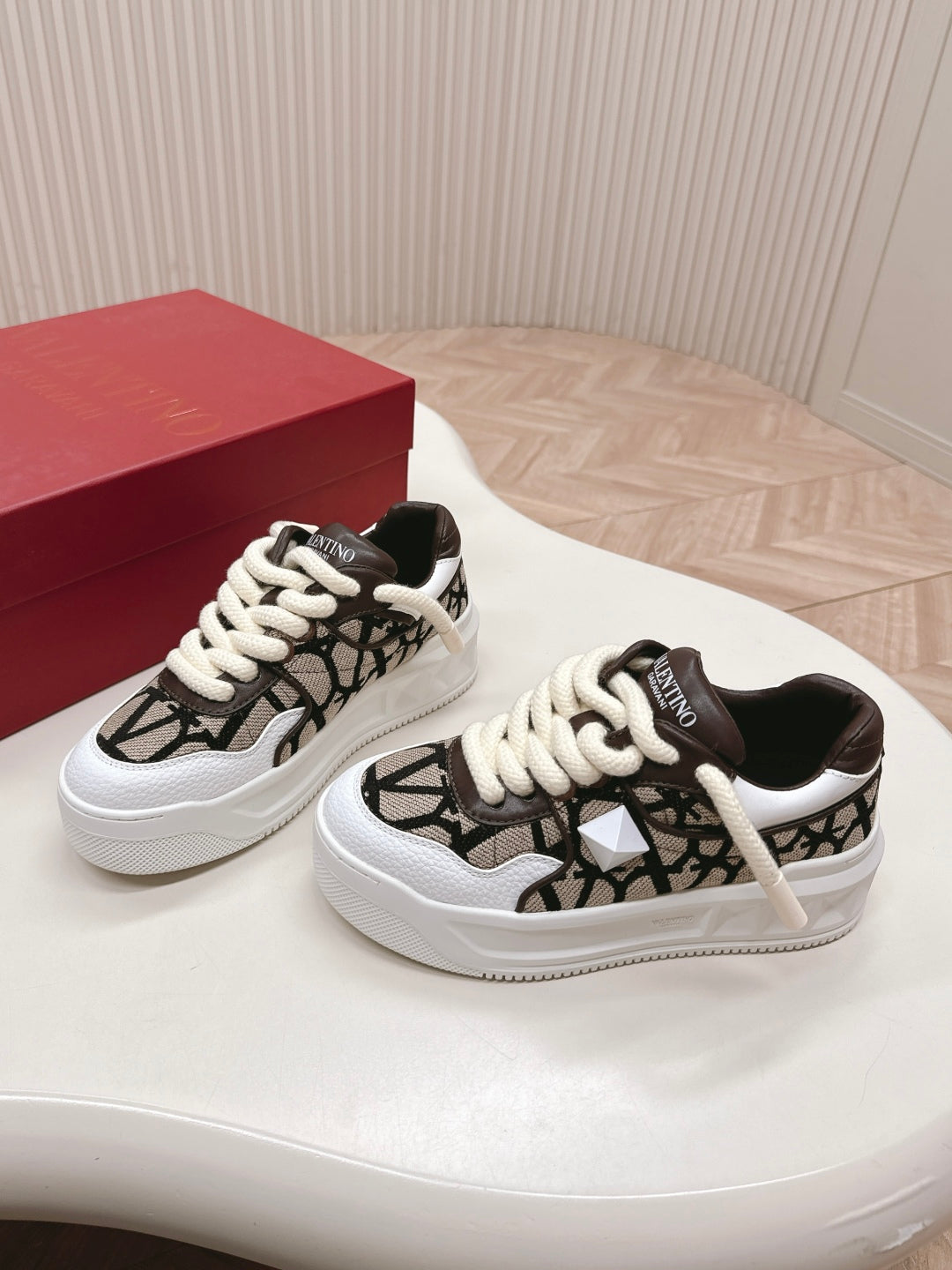 LuxluxHouse Best Quality Valentino Women Shoes