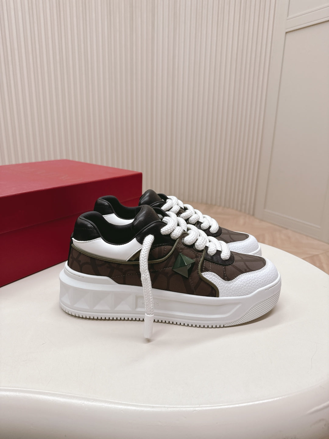 LuxluxHouse Best Quality Valentino Women Shoes