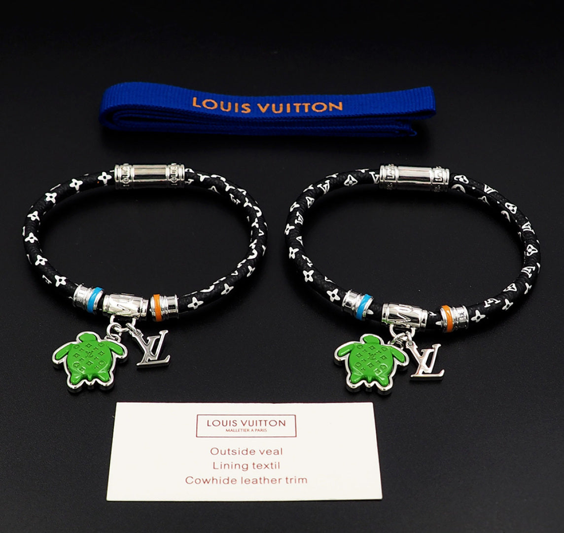 LuxluxHouse Best Quality Accessories Louis Vuitton