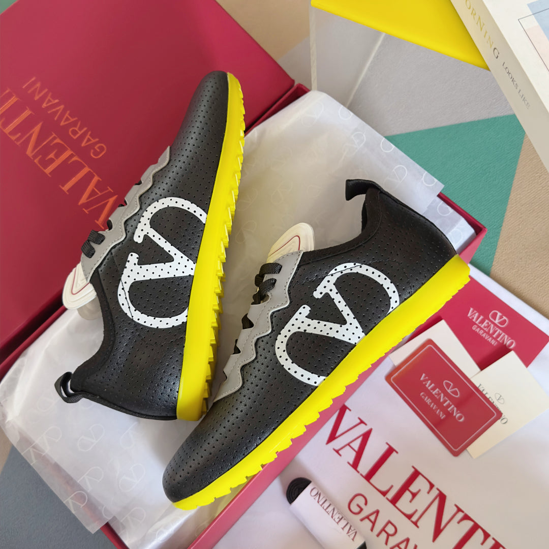 LuxluxHouse Best Quality Valentino Women Shoes
