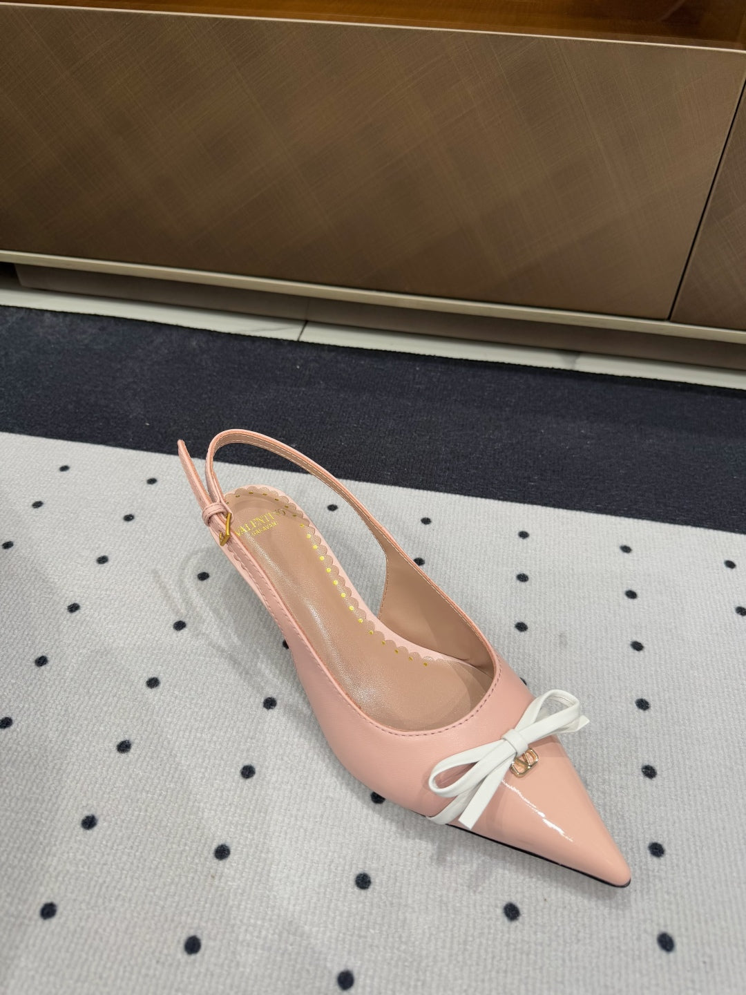 LuxluxHouse Best Quality Valentino Women Shoes