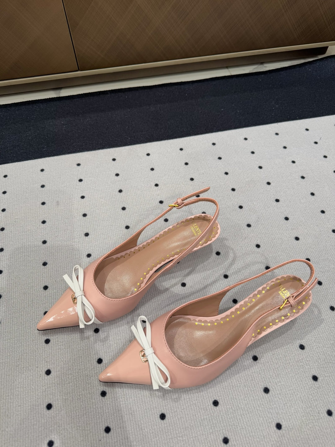 LuxluxHouse Best Quality Valentino Women Shoes