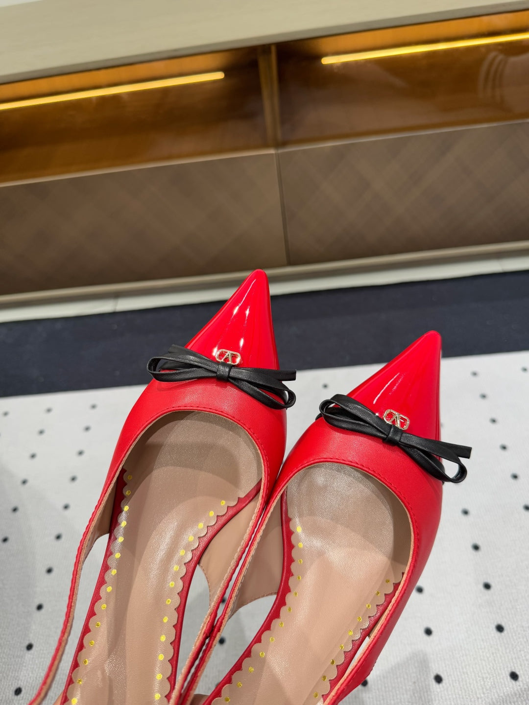 LuxluxHouse Best Quality Valentino Women Shoes