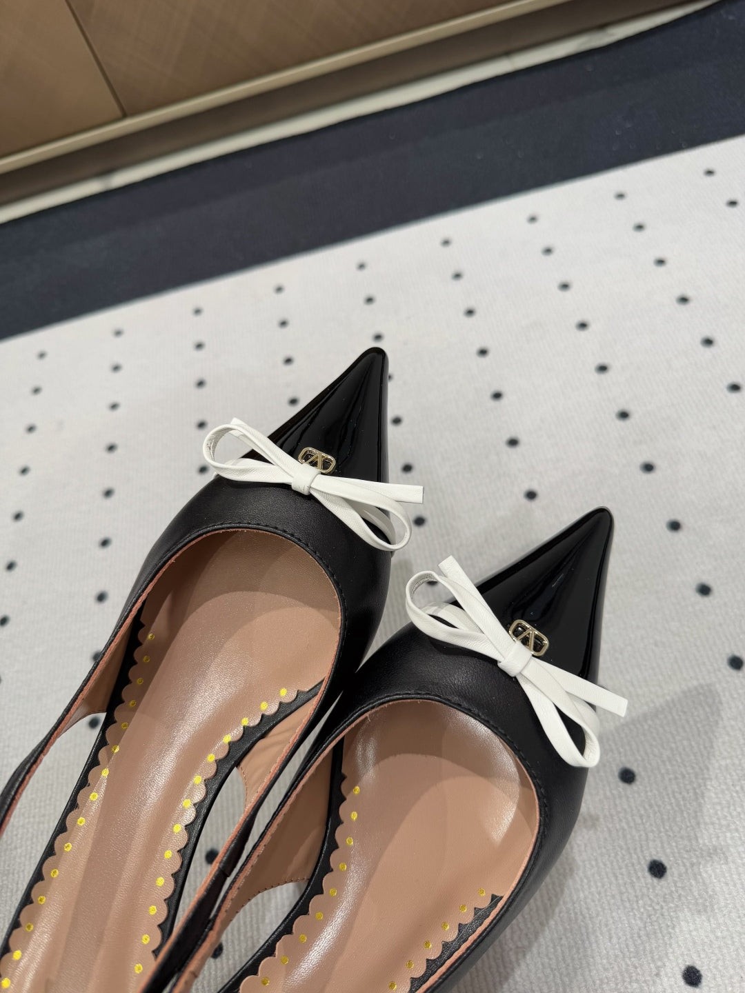 LuxluxHouse Best Quality Valentino Women Shoes