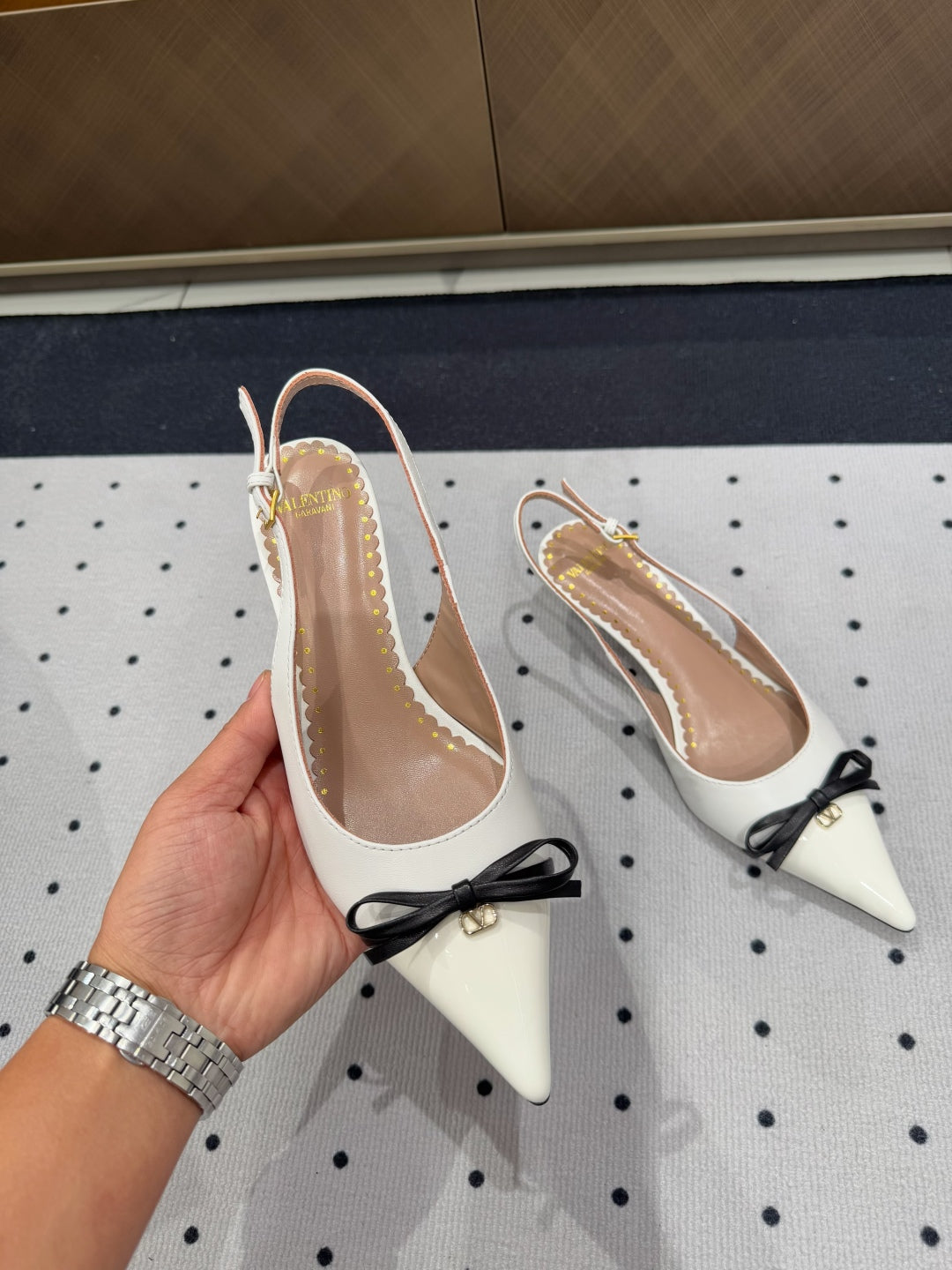 LuxluxHouse Best Quality Valentino Women Shoes