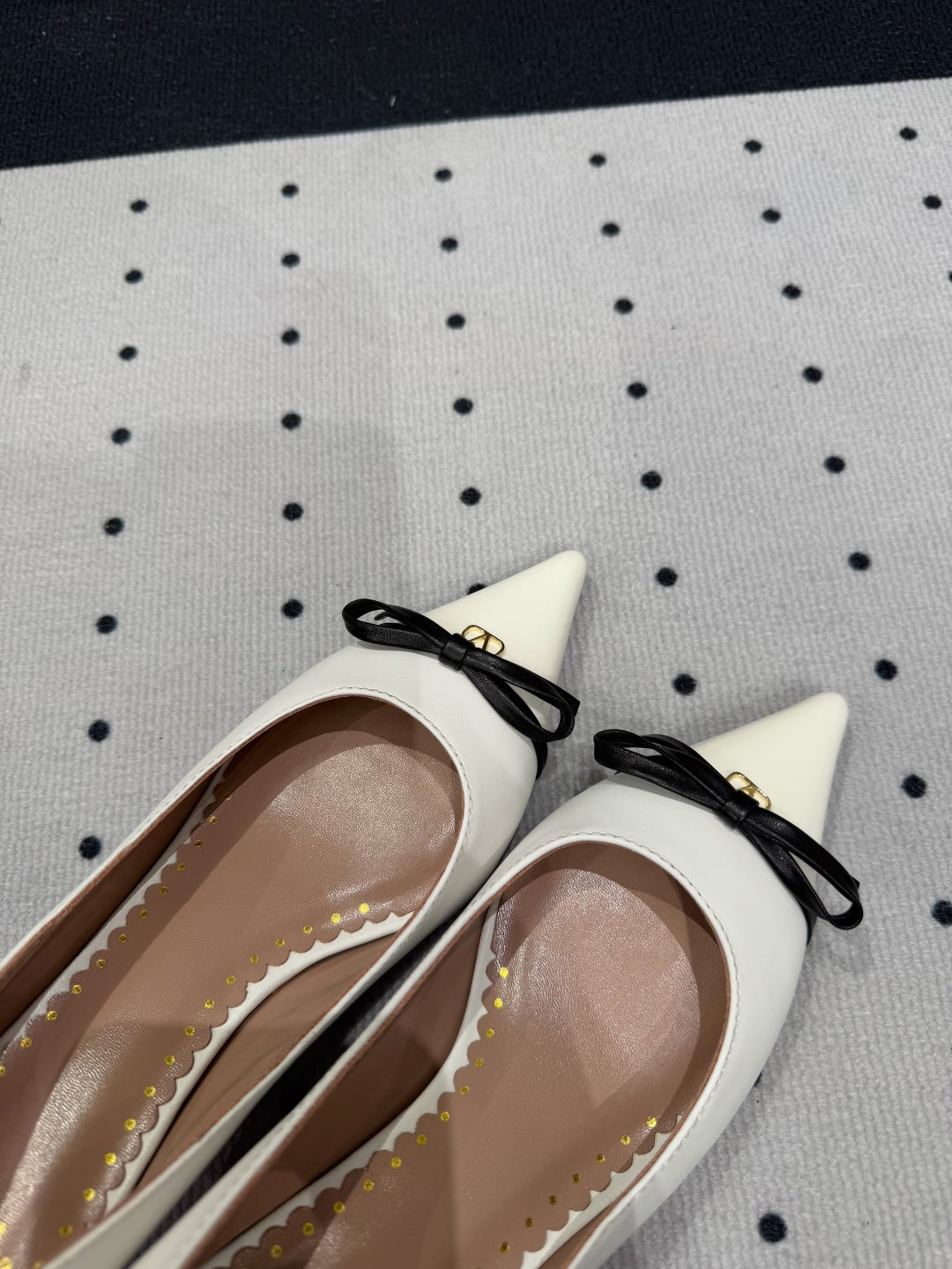 LuxluxHouse Best Quality Valentino Women Shoes