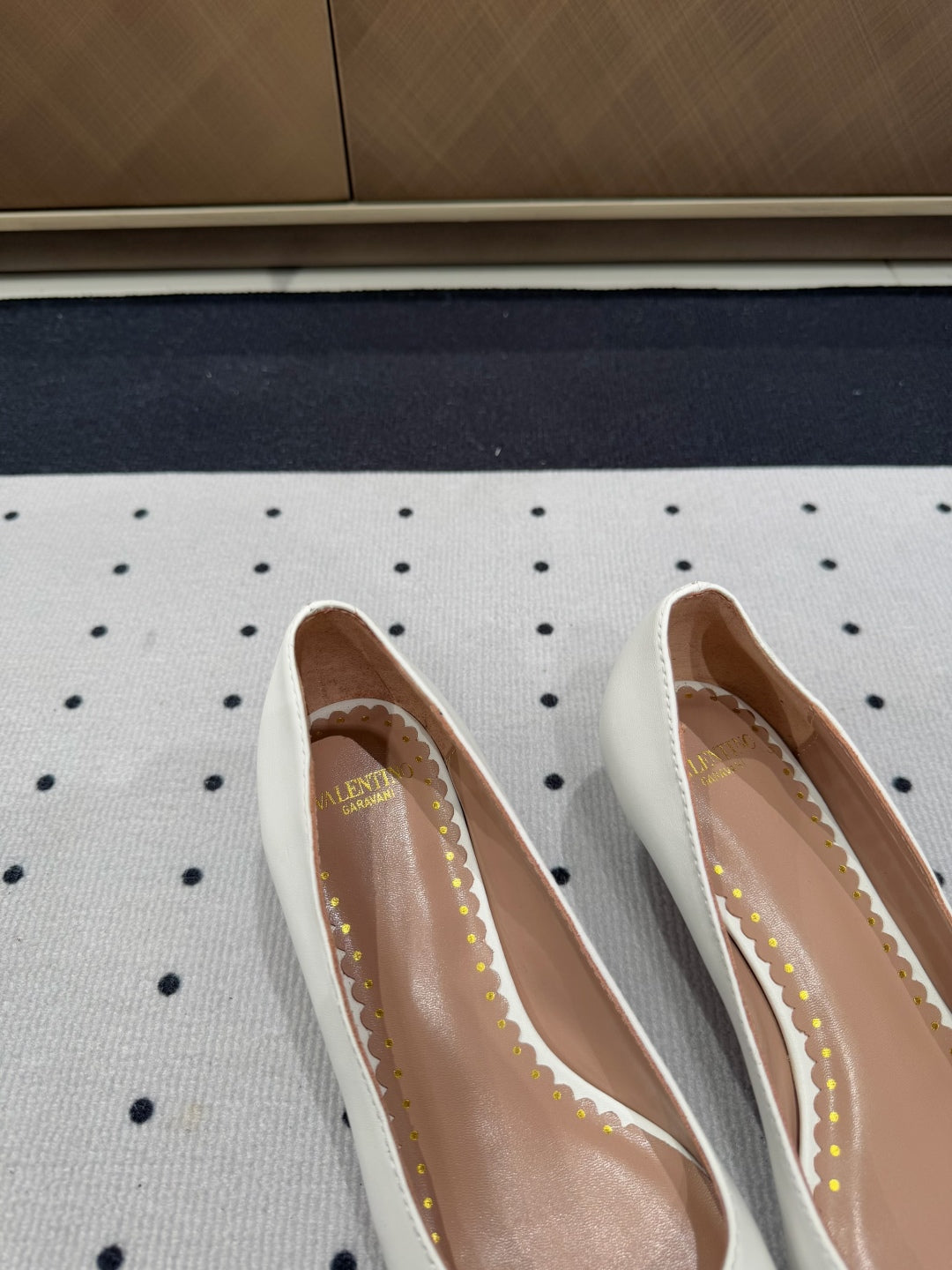 LuxluxHouse Best Quality Valentino Women Shoes