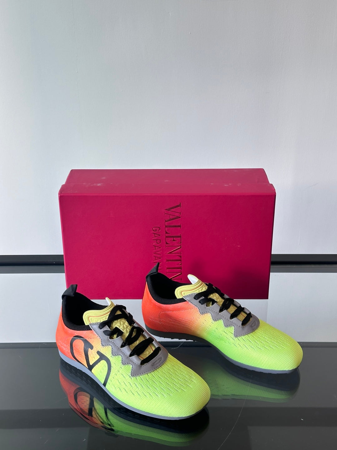 LuxluxHouse Best Quality Shoes Valentino