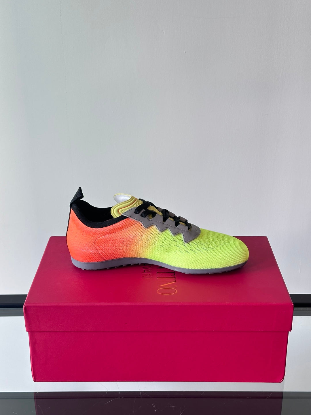 LuxluxHouse Best Quality Shoes Valentino