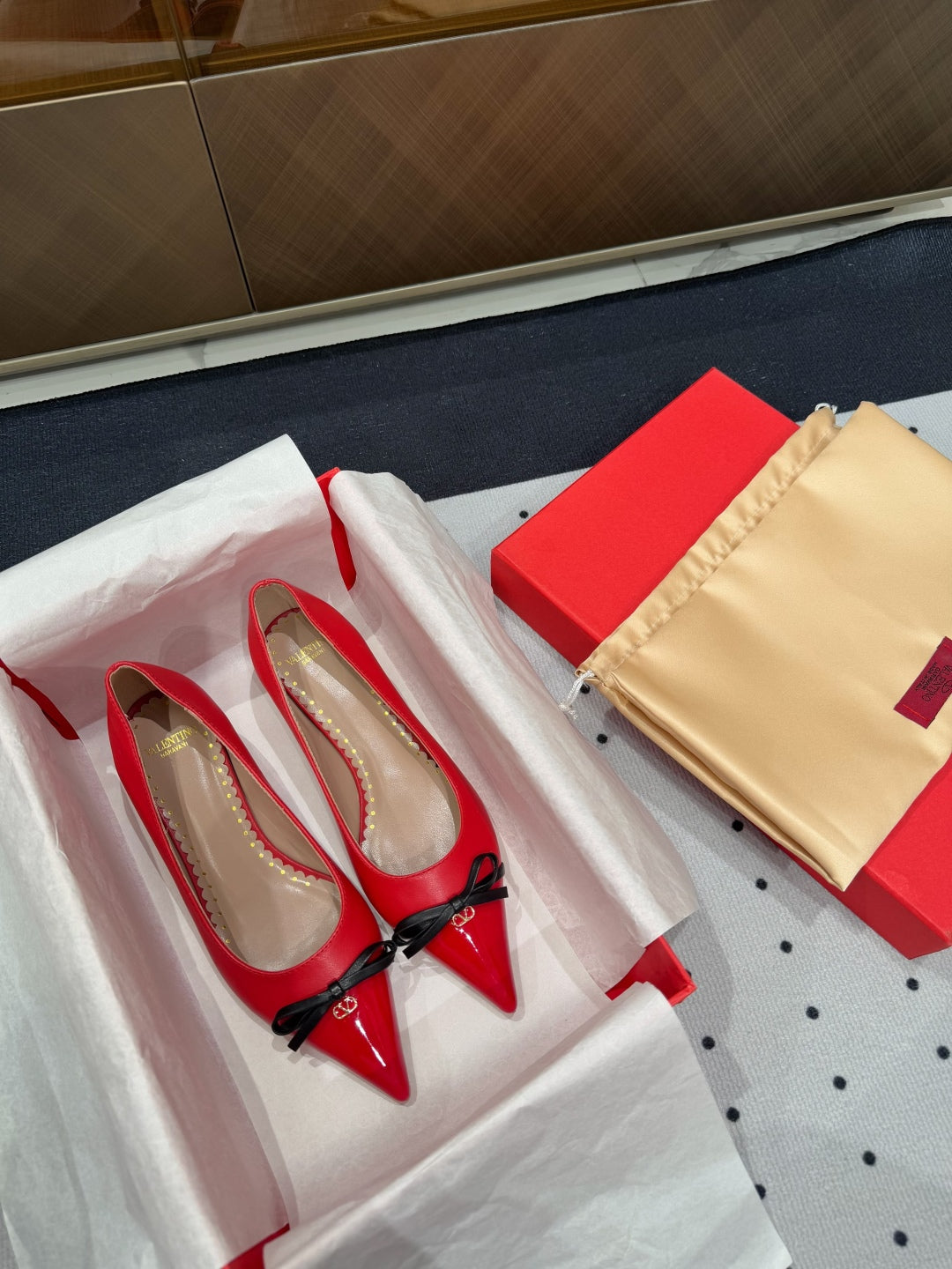 LuxluxHouse Best Quality Valentino Women Shoes