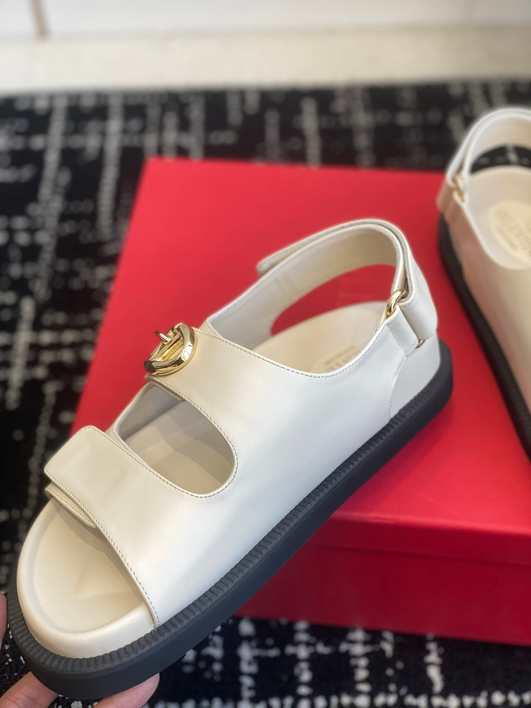 LuxluxHouse Best Quality Valentino Women Shoes